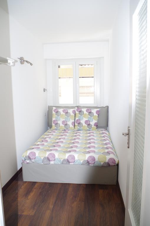 Studio La Reine Astrid Antibes Exterior photo